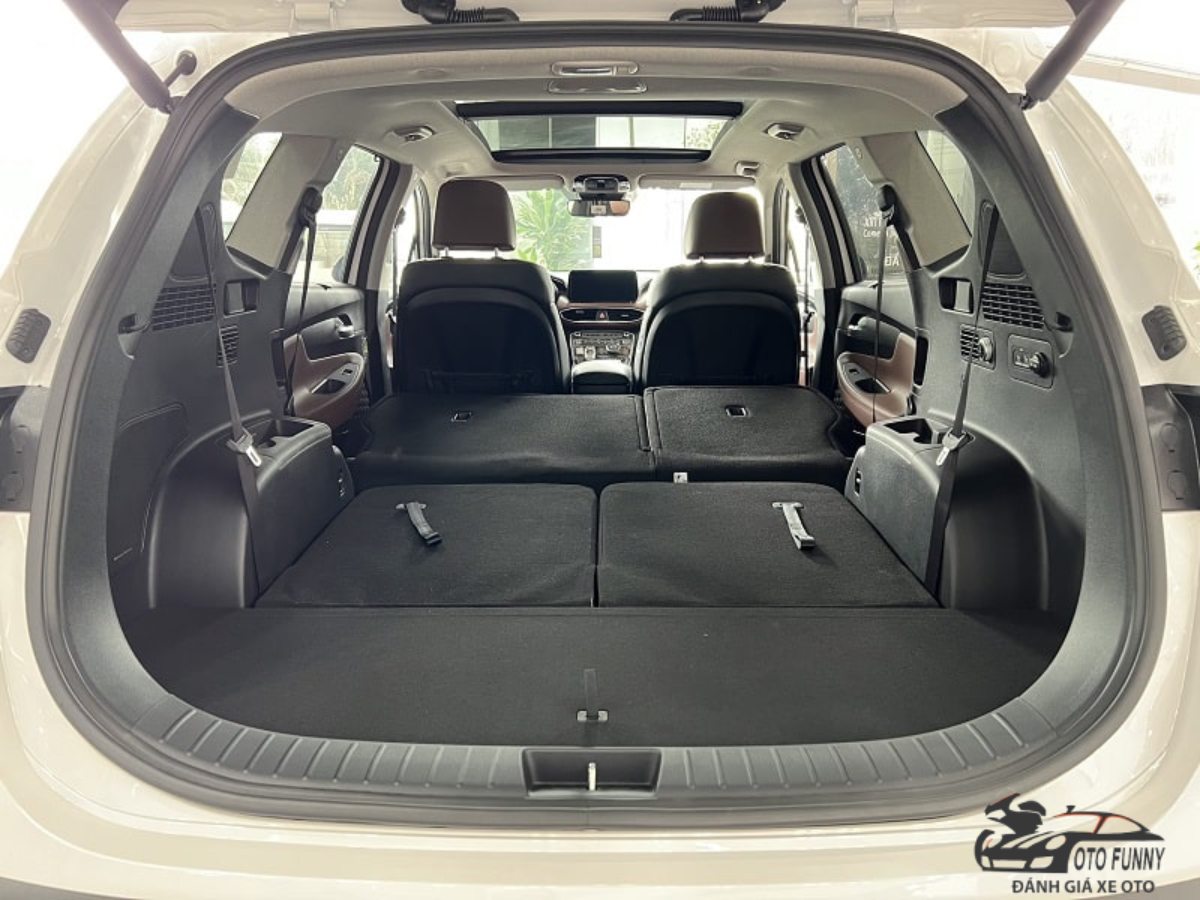 Hyundai Santa Fe cao cấp