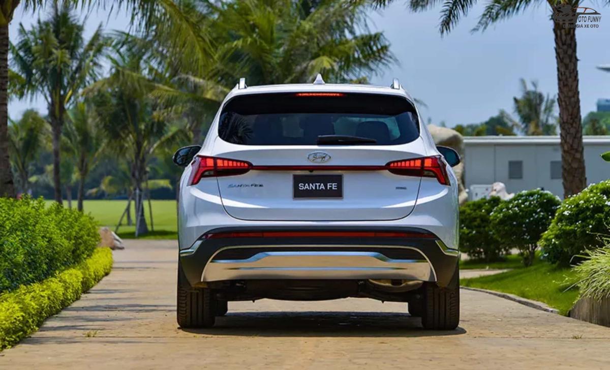 Hyundai Santa Fe cao cấp